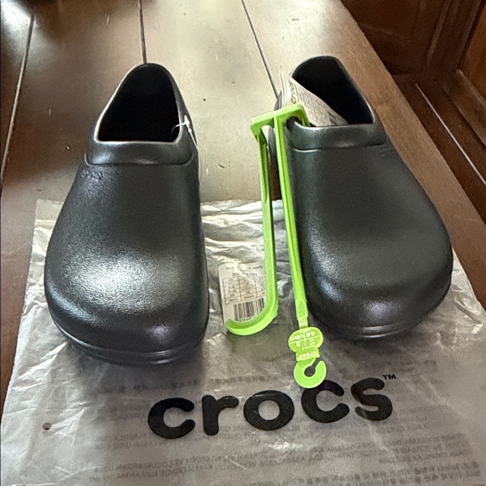 CROCS adult ' Dark Gray slip on size 11 men’s. . Great for medical / scrubs